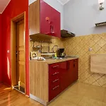 Ava Apartmani
